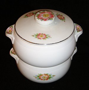 Hall Rose White 2 Casseroles with Lid