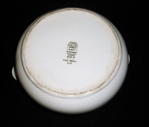 Hall Rose White 2 Casseroles with Lid