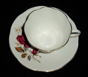 Cup & Saucer, Royal Dover, Red Roses, England Bone China,
