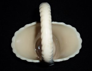 Westmoreland Glass Basket, Almond Custard