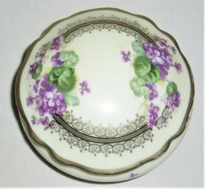 PMF Tray and Covered Dish, Violets