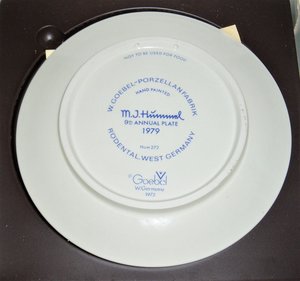 M. I. Hummel Plate, 1979 in bas relief