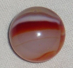 Vintage Peltier Marble, Bloody Mary .651" Mint