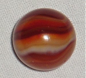 Vintage Peltier Marble, Bloody Mary .651" Mint