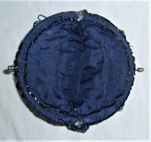 Microbead Purse with Flowers on Blue