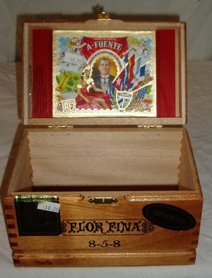 Vintage Wood Cigar Box, A. Fuentes Flor Fina 8-5-8