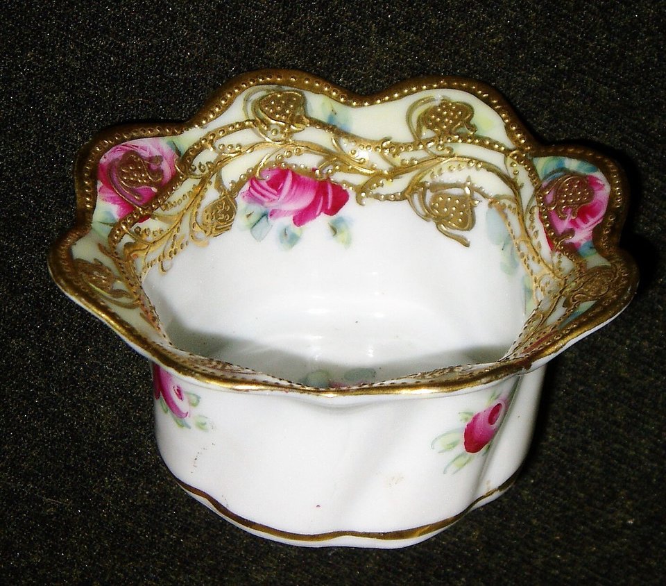 Ceramic Nut Cup, Gilded, Hand Painted