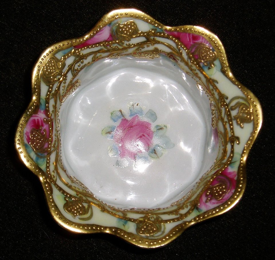 Ceramic Nut Cup, Gilded, Hand Painted