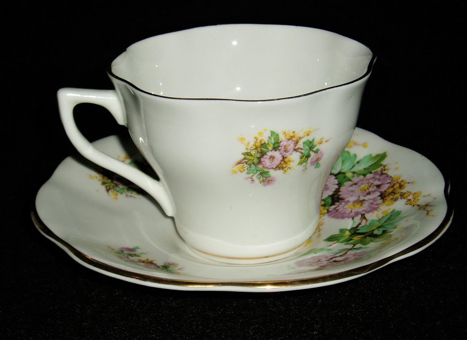 Cup & Saucer, Crownford, Lavendar and Yellow Floral Pattern, England Bone China