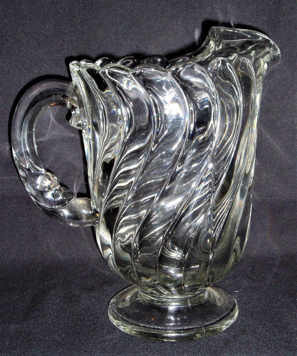 Fostoria Colony Pitcher, 8.5" 48oz.