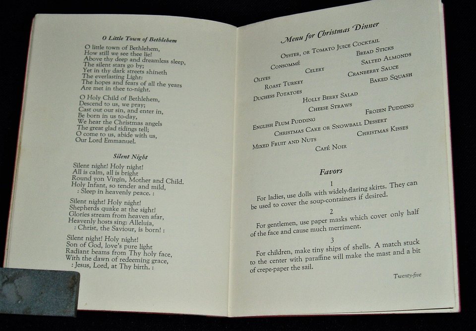 The Christmas Holidays Book, Betty Phillips, Vintage Booklet