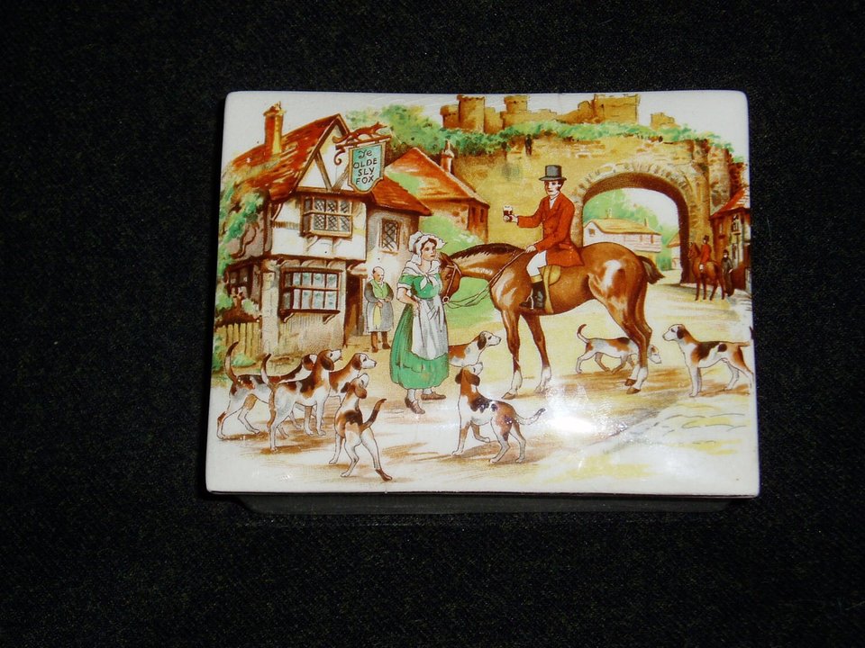 Trinket Jewelry Box, Lancaster & Sons, England, Hunting Scene
