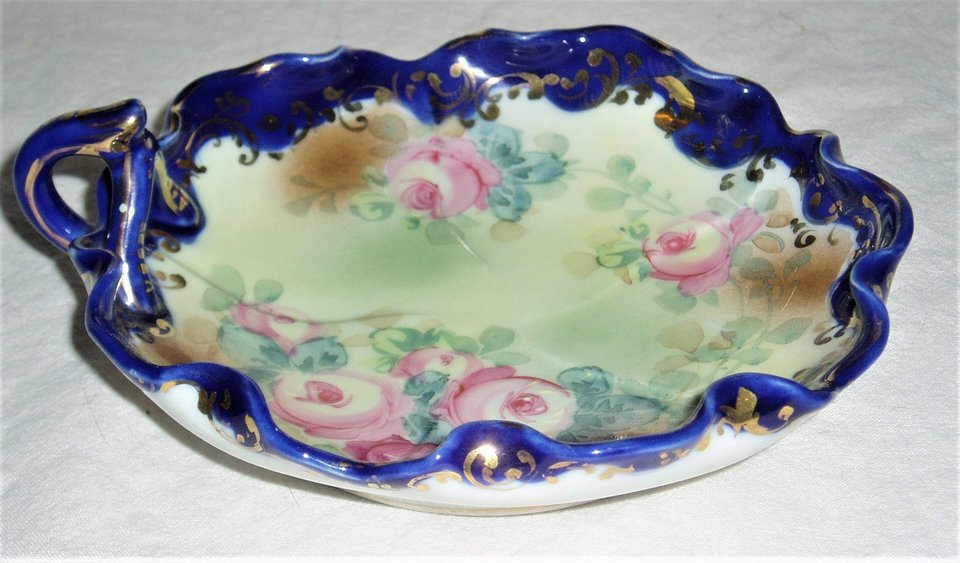 Morimura Nappy Bowl with Finger Handle, Maple Leaf Nippon Hallmark