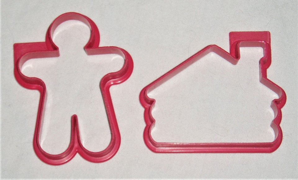 Vintage Cookie Cutters, Log Cabin Syrup
