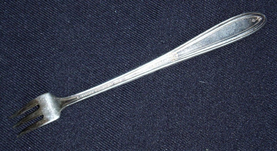 Seafood/Cocktail Fork, Isabella Silver Plate Co.