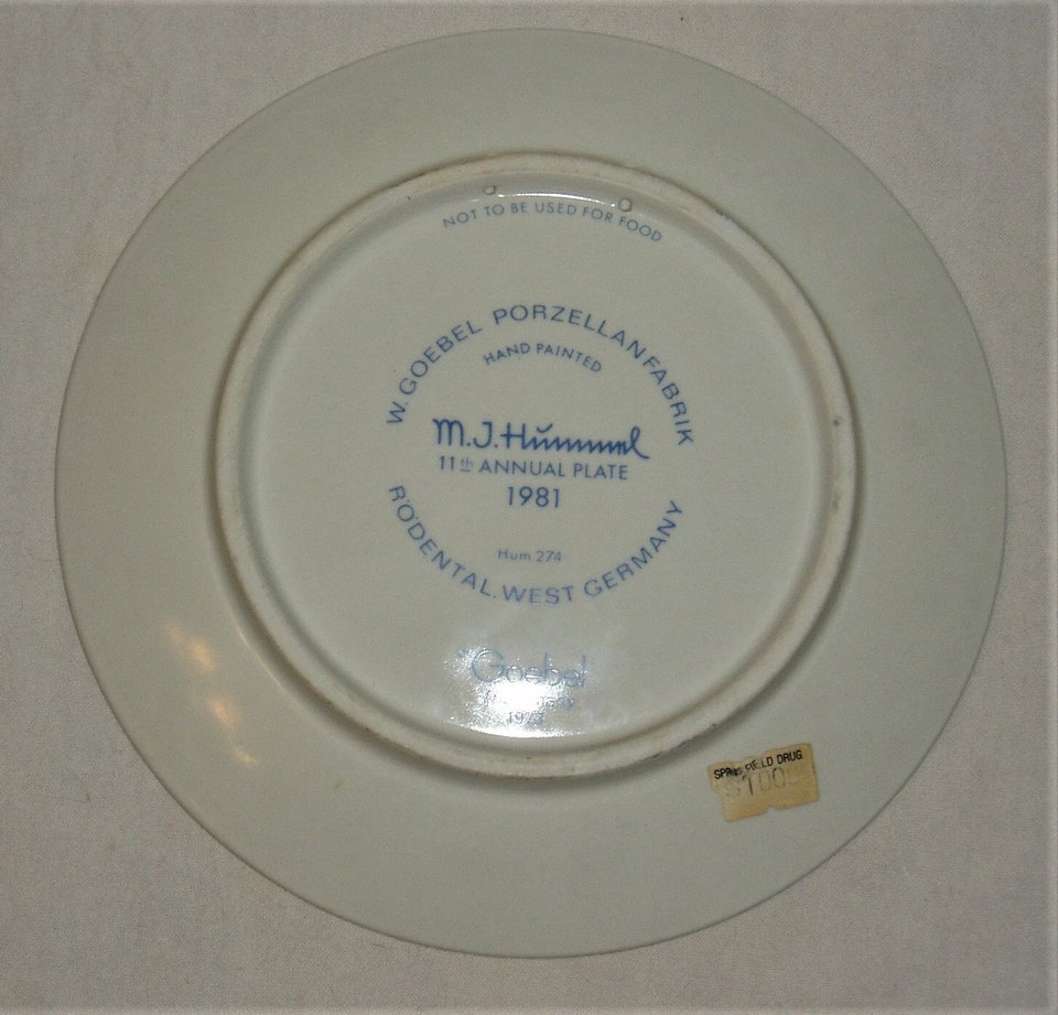 Hummel Goebel Annual Plate, 1981, Umbrella Boy