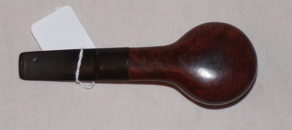 Vintage Estate Tobacco Pipe, Churchill's Nordic