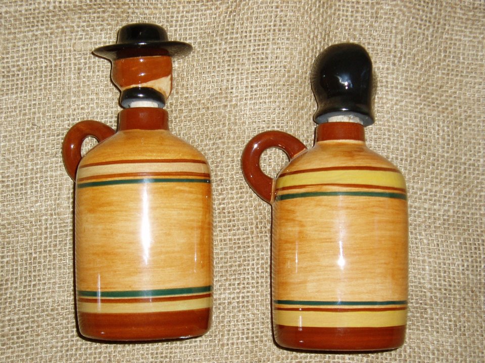 Vintage Pennsbury Pottery Oil and Vinegar, Amish Couple, Morrisville Pennsylvania