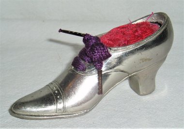 Pincushion, Metal Shoe