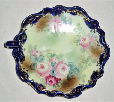 Morimura Nappy Bowl with Finger Handle, Maple Leaf Nippon Hallmark