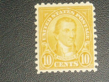 USA Mint Stamp, 591 10c Monroe, Yellow, c. 1925