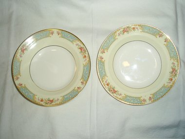Crown Pottery CRP4, Soup Bowl x 2, Mint