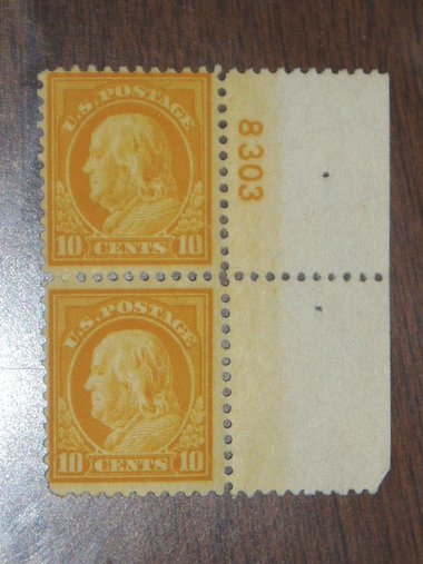 Sale 50% OFF, USA Postage Stamp #510 Pair, 10c Yellow Franklin,